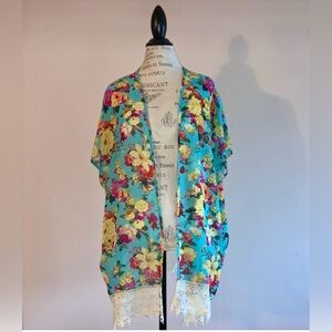 LA Hearts Floral Kimono